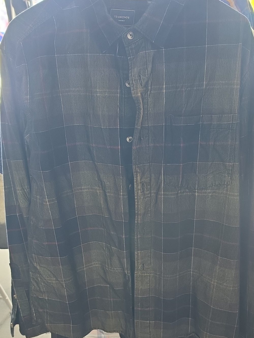 7 Diamonds Dark Green Plaid Button-Down Shirt